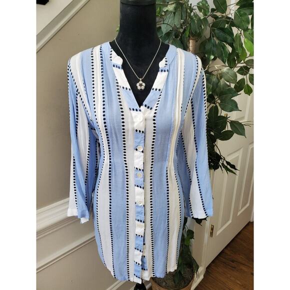 Club Z Collection Women’s Blue White Striped Rayon Eyelet Top Blouse Size 2X - Picture 1 of 13
